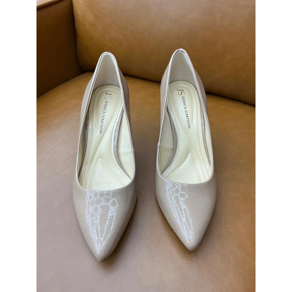 Jessica Simpson Apelhan Pumps Womens 5.5M Beige Crinkled Patent Heel